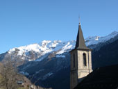 Le Bellachat et lglise de Montsapey