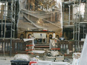 Sous la croisée du transept (2002)